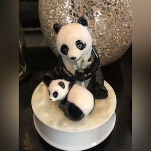 Vintage Ceramic Oratigi Mama Bear and Cub Music Box